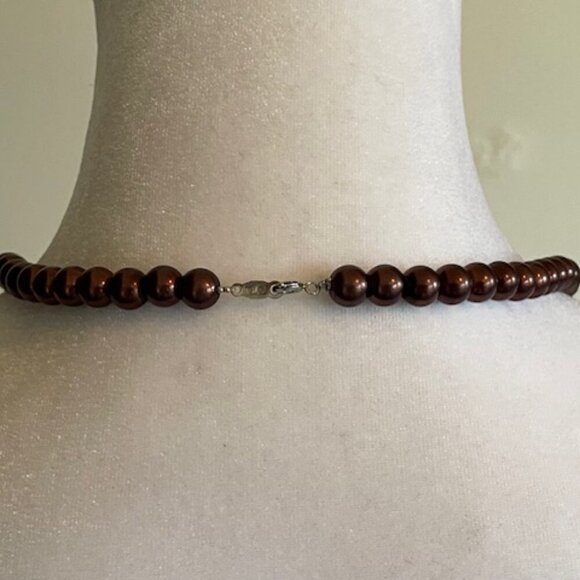 VINTAGE Brown Faux Pearl 18 KGP 19" Single Strand Necklace - Picture 8 of 14